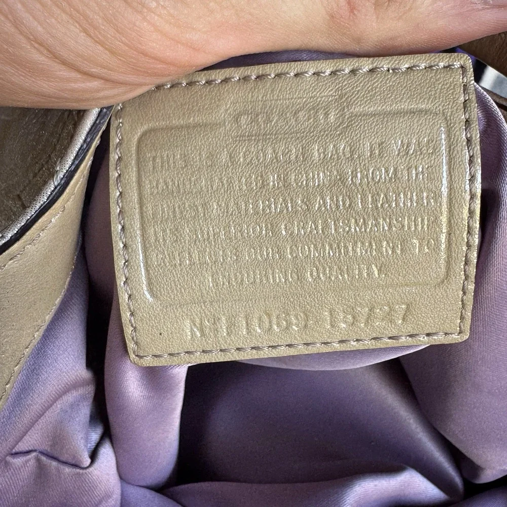 Coach Maggie Shimmer Hobo Champagne Gold 15727 Y2K Metallic Sateen Leather